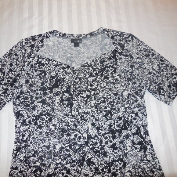 Top Black-White short sleeve Stretchy Jersey Knit spring summer blouse shirt - Picture 7 of 8